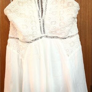 Elegant White Lace Dress